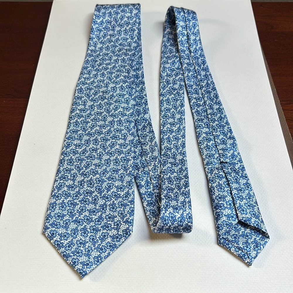 Kiton tie
